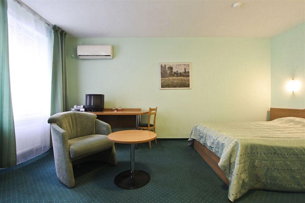 Telecom Guest Hotel Vilnius Exterior photo